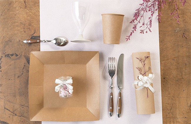 12 assiettes en carton kraft pour décoration de table mariage
