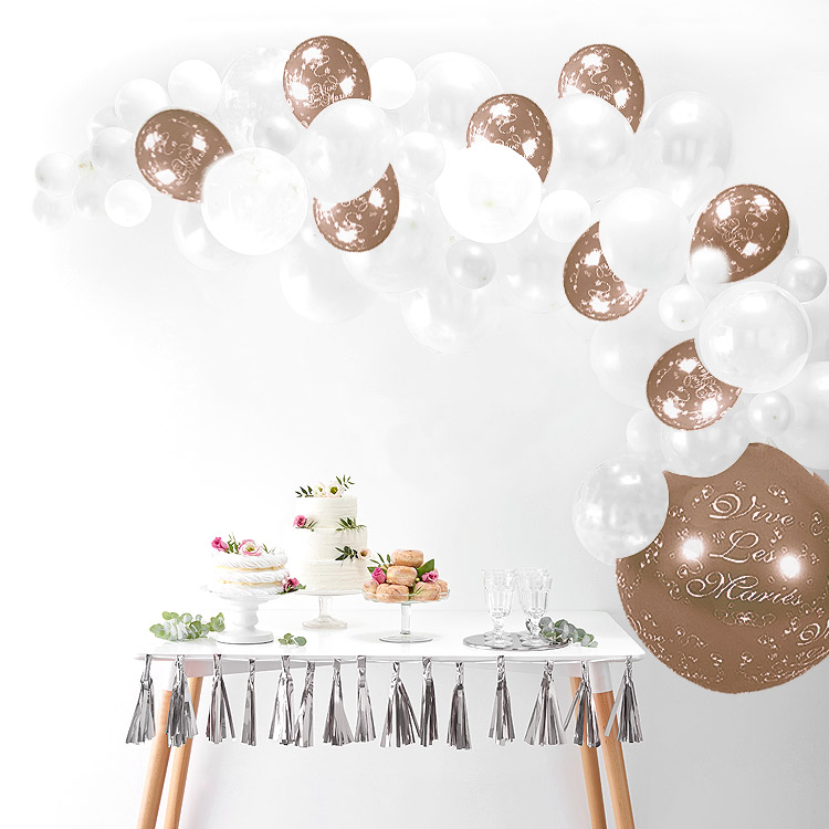 Decoration Guirlande de Ballons forme Arche Couleur Blanc Chocolat
